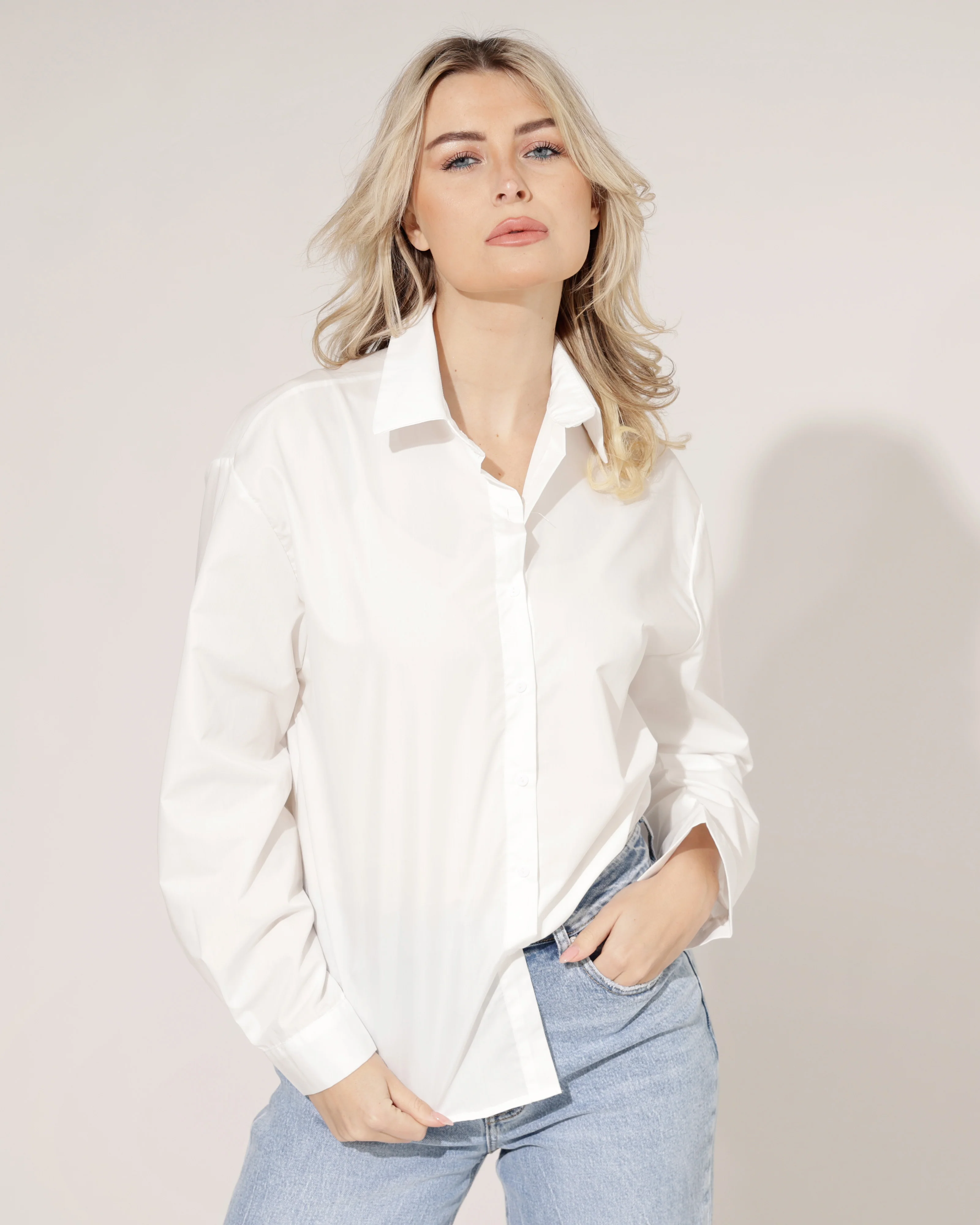 Blouse SOHO Gebloemd Wit/ Roze - Image 3