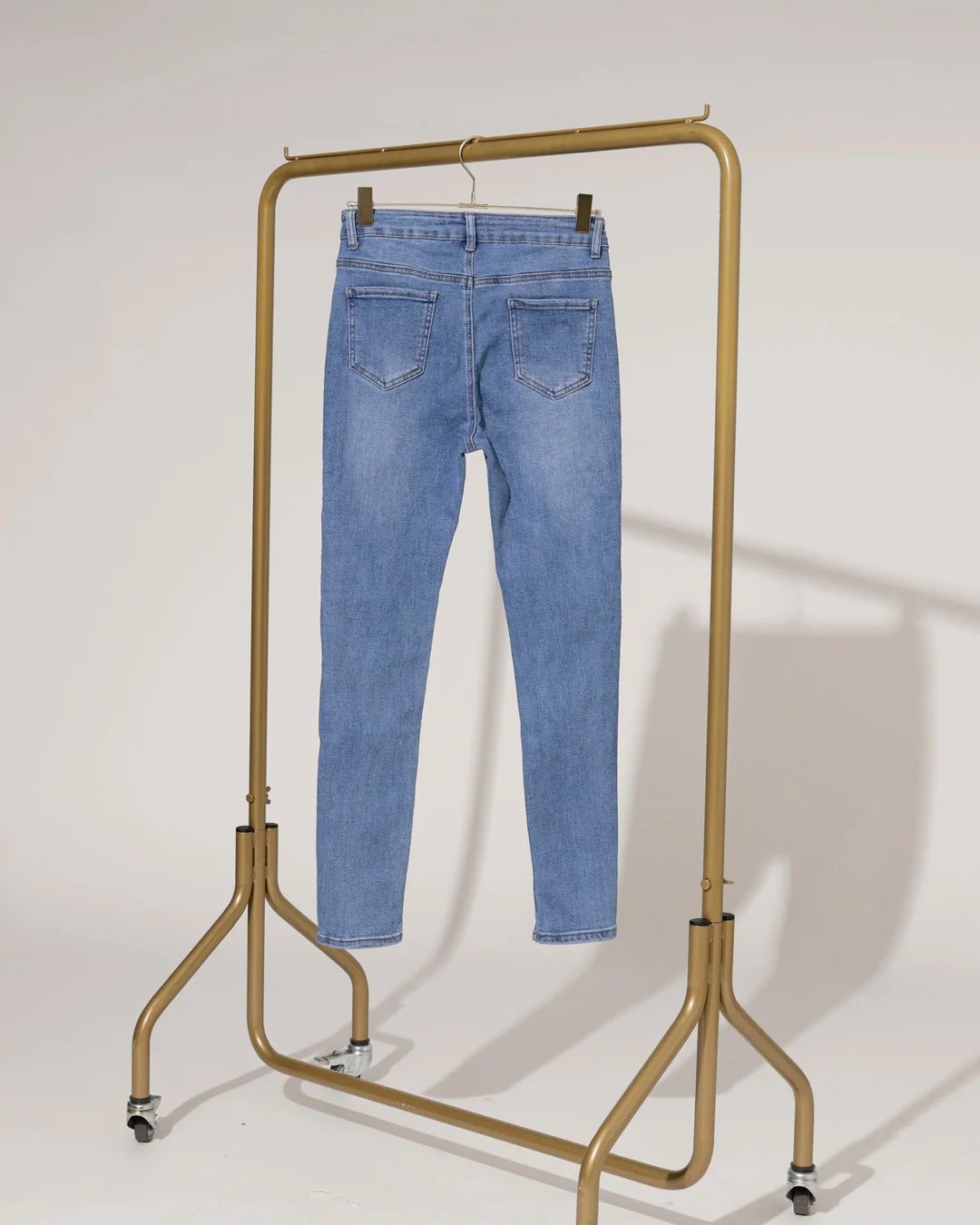 Goodies | Skinny jeans Lesley Blauw - Image 3