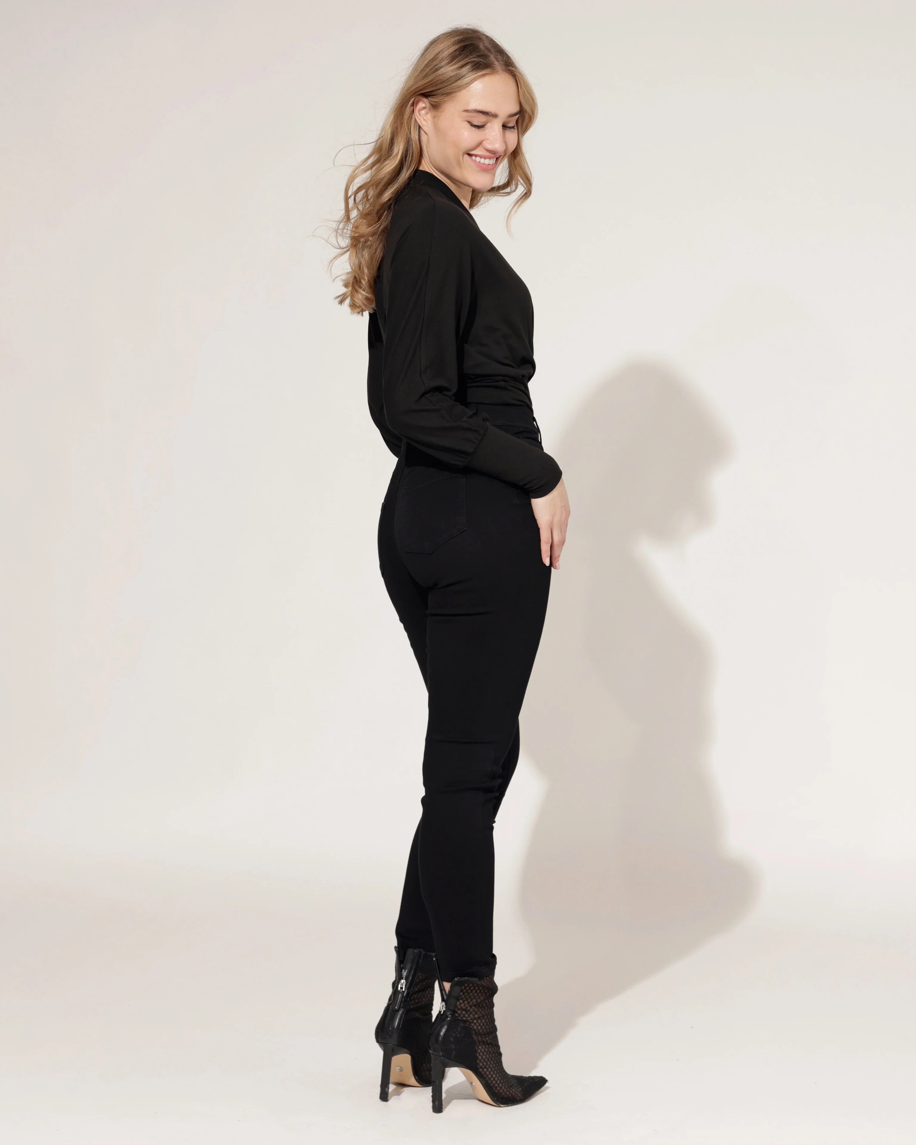 Goodies | Skinny jeans Lou-1 Zwart - Image 4