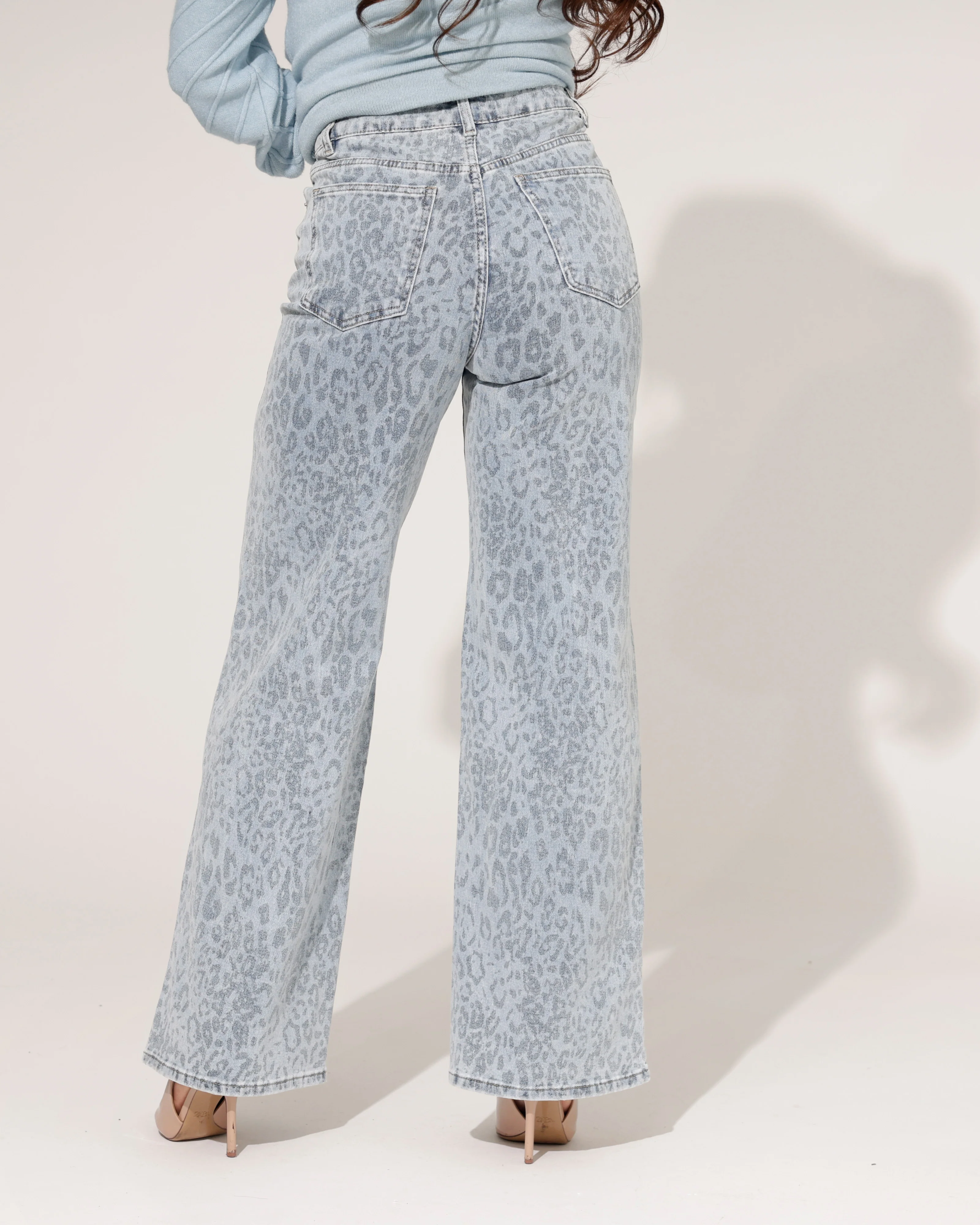 Laulia | Wide leg jeans Joey-1 Lichtblauw - Image 5