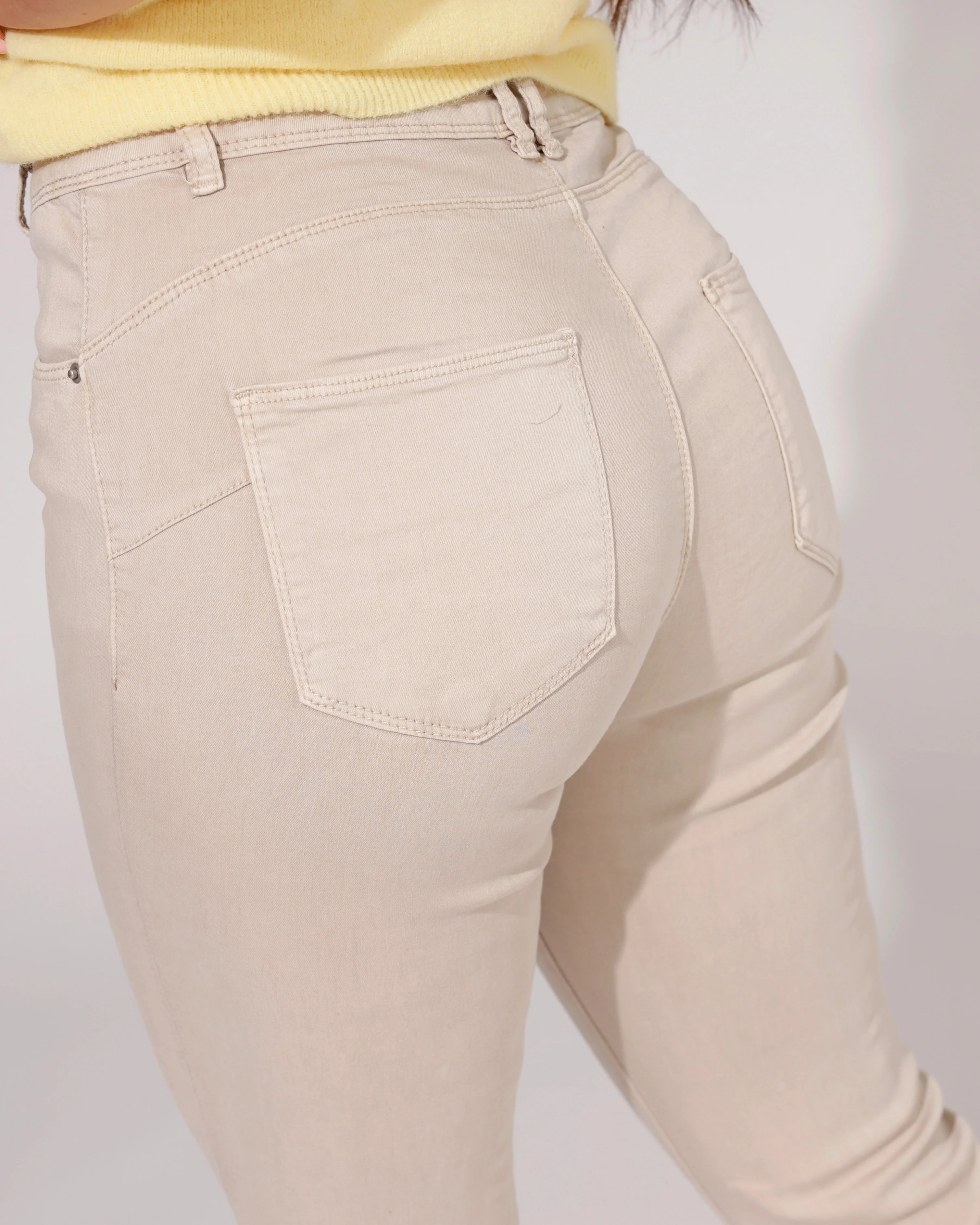Norfy | Flared jeans Suuz-10 Beige - Image 3