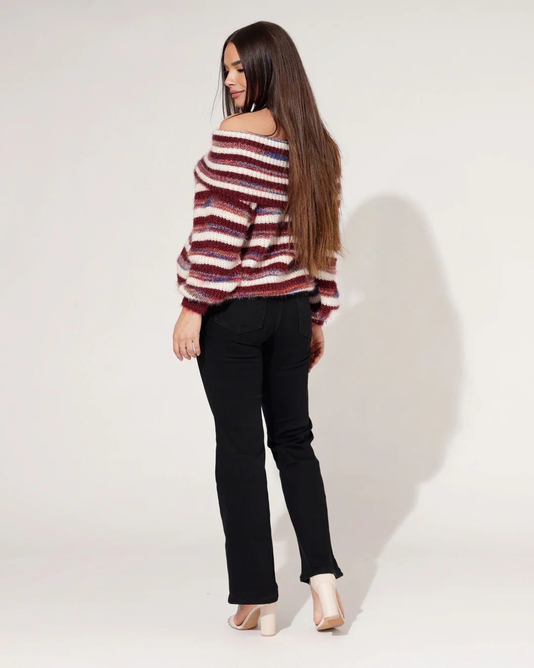 Redseventy | Flared Jeans Kelly-2 Zwart - Image 3