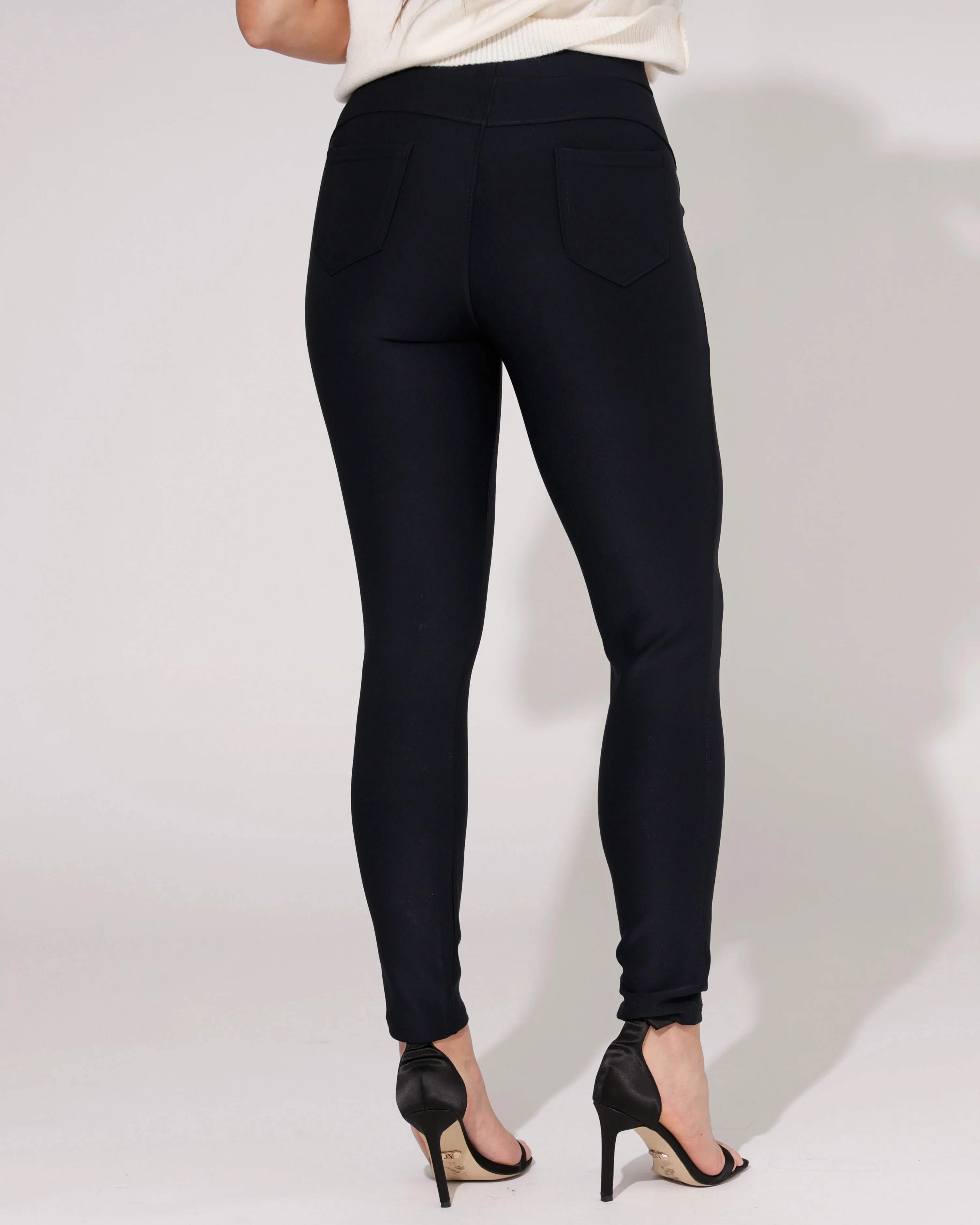 Yu & Me | Broek Livia Donkerblauw - Image 5