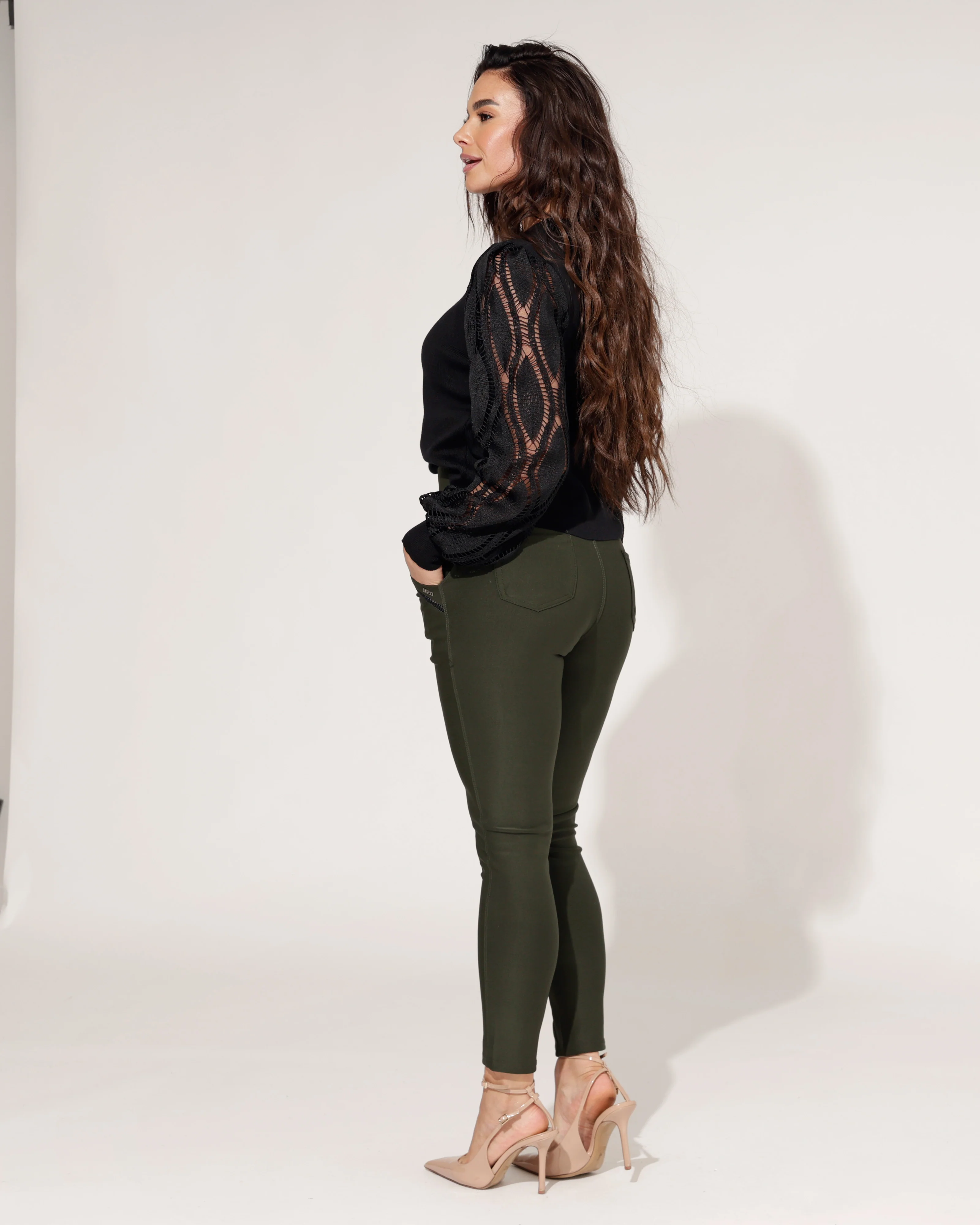 Yu & Me | Broek Livia Donkergroen - Image 3