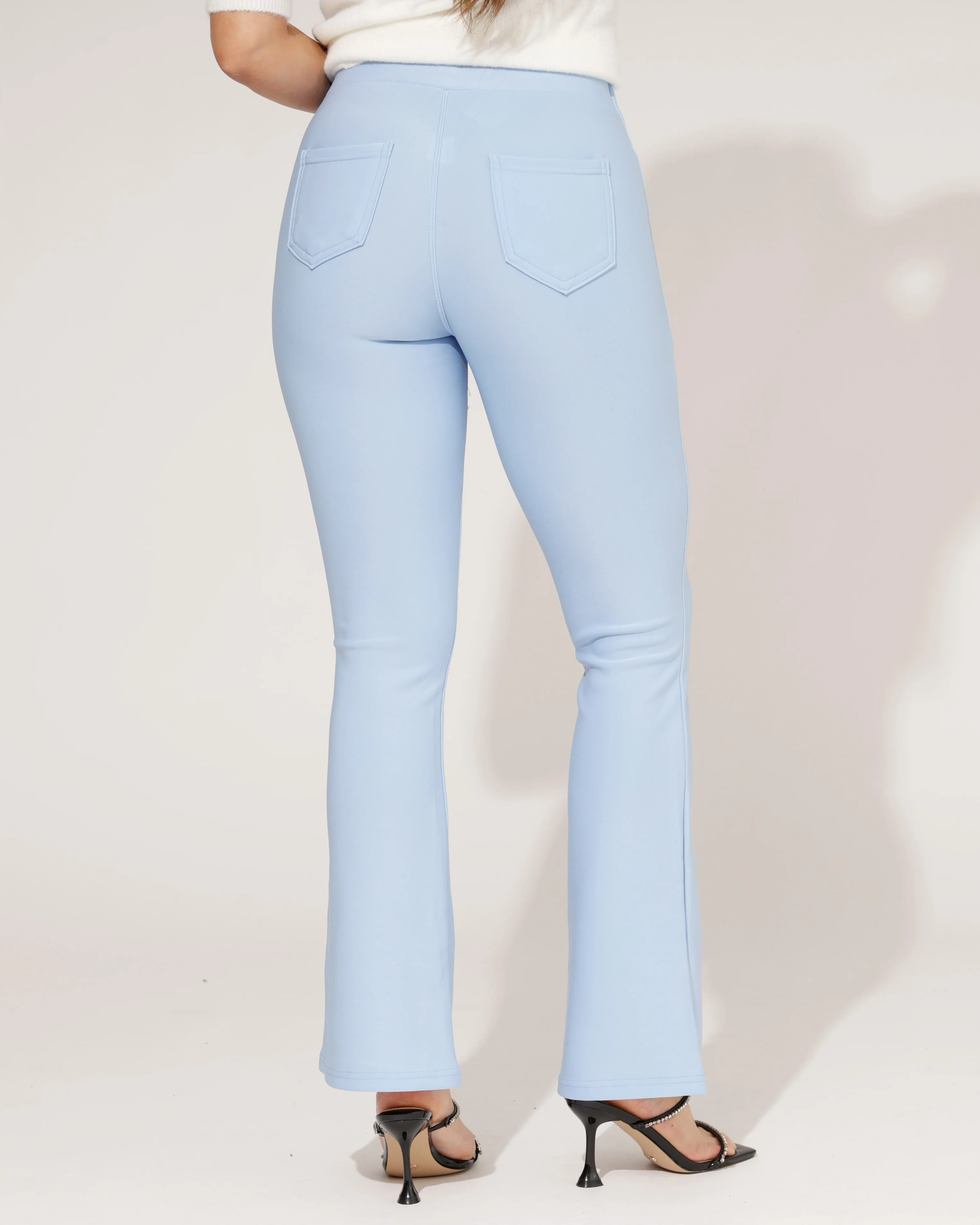 Yu & Me | Flared broek Lulu Lichtblauw - Image 3